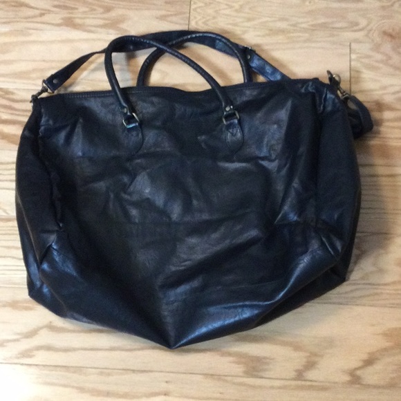 LC Le Club Sport black faux leather bag - Picture 2 of 15